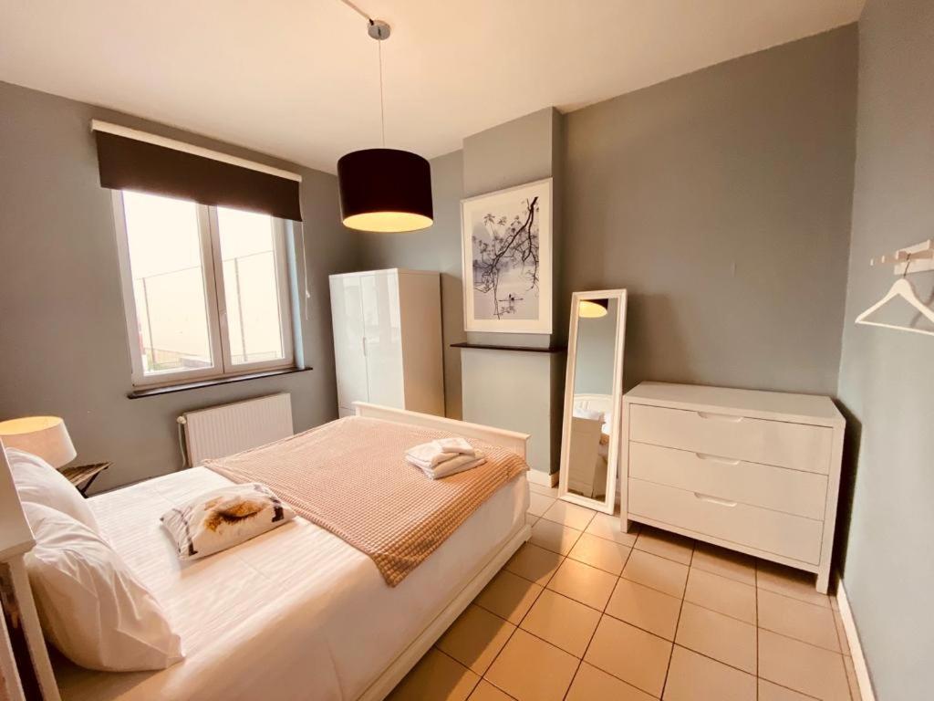Апартаменти Fenetre Sur Le Standard De Liege Ougree Екстер'єр фото